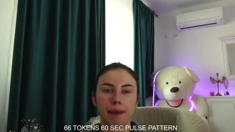 Snapshot of aelia_anara chatting on 01/09/25, 08:34 Aelia online show from 01/09/25, 08:34