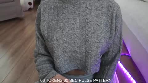 Snapshot of aelia_anara chatting on 02/23/25, 07:22 Aelia online show from 02/23/25, 07:22