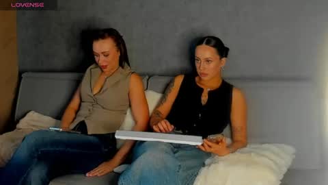 Snapshot of aelin_day chatting on 04/30/26, 07:14 Adele online show from 04/30/26, 07:14