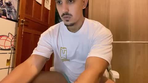 Snapshot of aelucius chatting on 02/05/26, 03:11 Luci online show from 02/05/26, 03:11