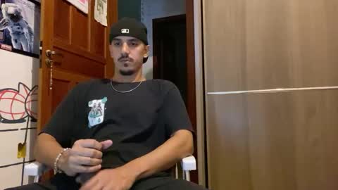 Snapshot of aelucius chatting on 02/20/26, 03:36 Luci online show from 02/20/26, 03:36