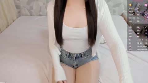 Snapshot of aeri_love chatting on 03/21/26, 12:48 Emi online show from 03/21/26, 12:48