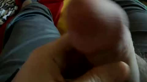 Snapshot of aerofloteria chatting on 11/16/25, 01:28 aerofloteria online show from 11/16/25, 01:28