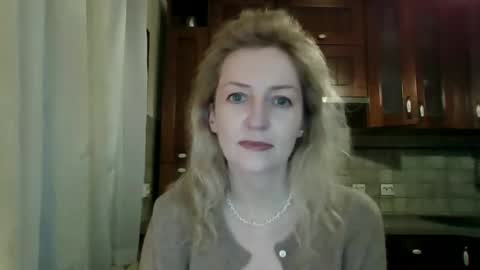 Snapshot of aeroliss chatting on 04/02/26, 04:59 aeroliss online show from 04/02/26, 04:59