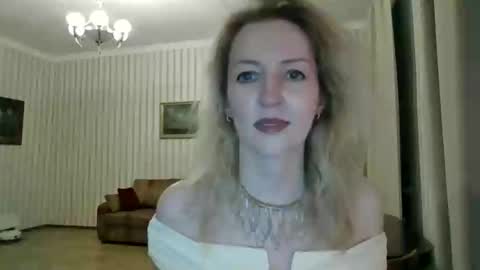 Snapshot of aeroliss chatting on 04/18/26, 07:58 aeroliss online show from 04/18/26, 07:58