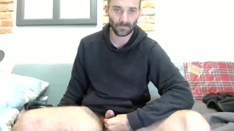 Snapshot of aeroplan1 chatting on 12/31/24, 04:57 aeroplan1 online show from 12/31/24, 04:57