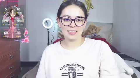 Snapshot of aeseelia chatting on 06/11/26, 02:53 lia online show from 06/11/26, 02:53