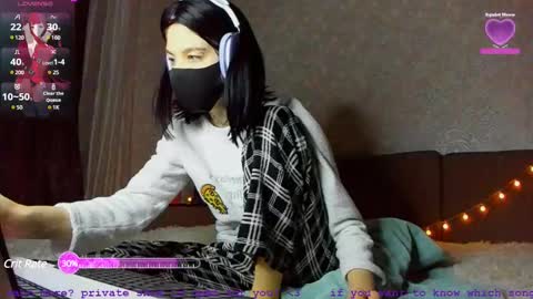 Snapshot of aesthetic_being chatting on 01/20/25, 06:43 Tiana online show from 01/20/25, 06:43