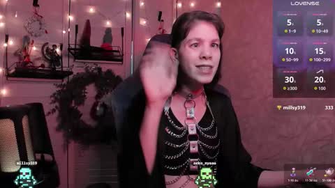 Snapshot of aesthetic_being chatting on 12/21/25, 12:45 Tiana online show from 12/21/25, 12:45