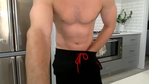 Snapshot of aestheticboy97 chatting on 02/06/25, 04:31 Thore online show from 02/06/25, 04:31