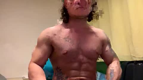 Snapshot of aesthetics99 chatting on 10/11/25, 07:12 aesthetics99 online show from 10/11/25, 07:12