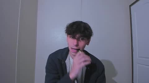 Niko online show from 01/06/25, 04:13