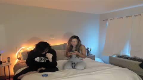 Niko online show from 03/17/26, 01:54