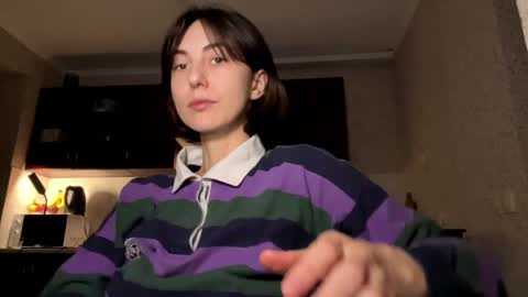 Snapshot of aevra chatting on 12/13/24, 12:42 vegans taste better online show from 12/13/24, 12:42