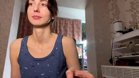 Snapshot of aevra chatting on 01/11/25, 08:32 vegans taste better online show from 01/11/25, 08:32