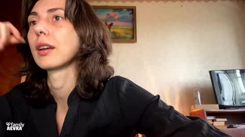 Snapshot of aevra chatting on 09/16/25, 01:23 vegans taste better online show from 09/16/25, 01:23