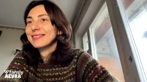 Snapshot of aevra chatting on 10/13/25, 05:18 vegans taste better online show from 10/13/25, 05:18