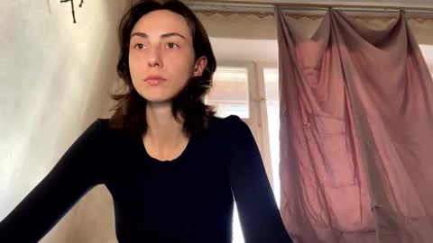 Snapshot of aevra chatting on 10/16/25, 01:45 vegans taste better online show from 10/16/25, 01:45