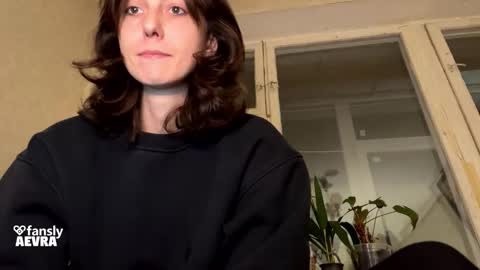 Snapshot of aevra chatting on 11/27/25, 03:58 vegans taste better online show from 11/27/25, 03:58