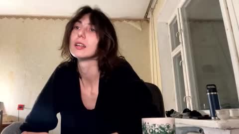 Snapshot of aevra chatting on 02/24/26, 06:06 vegans taste better online show from 02/24/26, 06:06