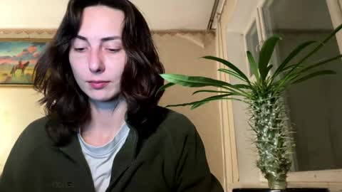 Snapshot of aevra chatting on 04/07/26, 06:08 vegans taste better online show from 04/07/26, 06:08