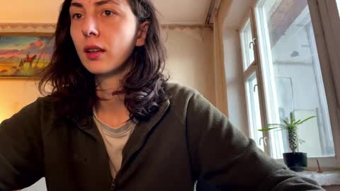 Snapshot of aevra chatting on 04/08/26, 06:13 vegans taste better online show from 04/08/26, 06:13