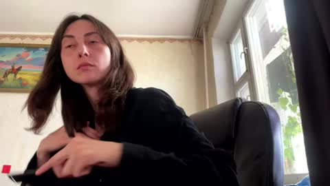 Snapshot of aevra chatting on 06/15/26, 04:09 vegans taste better online show from 06/15/26, 04:09