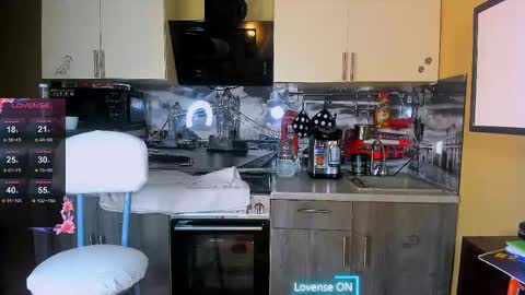 Snapshot of afanasia chatting on 02/20/25, 10:26 OneAfa online show from 02/20/25, 10:26