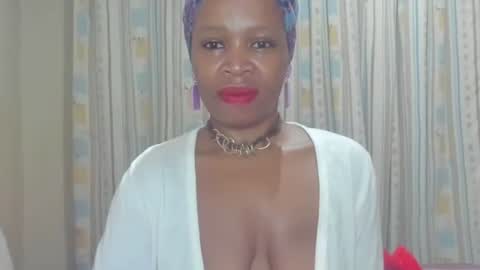 Snapshot of aficangagqueen chatting on 11/12/25, 02:23 AfricanSquirtQueen online show from 11/12/25, 02:23