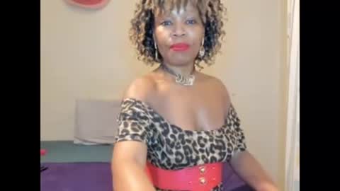 Snapshot of aficangagqueen chatting on 02/21/26, 12:22 AfricanSquirtQueen online show from 02/21/26, 12:22