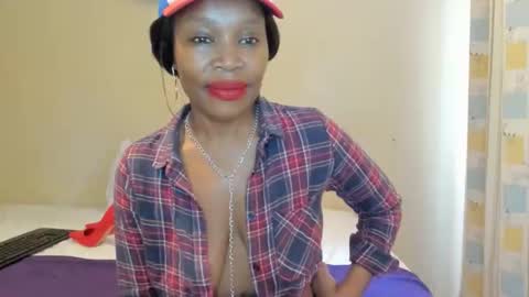 Snapshot of aficangagqueen chatting on 03/17/26, 07:01 AfricanSquirtQueen online show from 03/17/26, 07:01