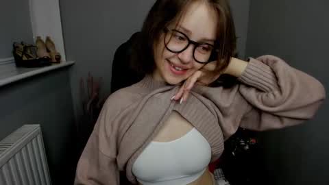 Snapshot of afinacutie chatting on 12/28/24, 07:22 Afina online show from 12/28/24, 07:22