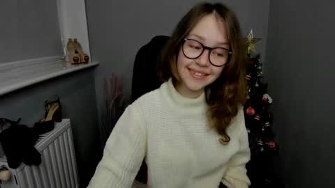 Snapshot of afinacutie chatting on 01/03/25, 07:27 Afina online show from 01/03/25, 07:27