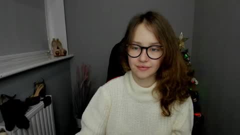 Snapshot of afinacutie chatting on 01/03/25, 11:25 Afina online show from 01/03/25, 11:25