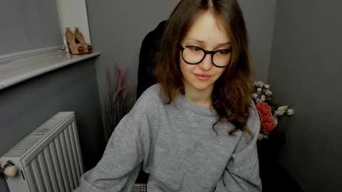 Snapshot of afinacutie chatting on 02/01/25, 11:21 Afina online show from 02/01/25, 11:21