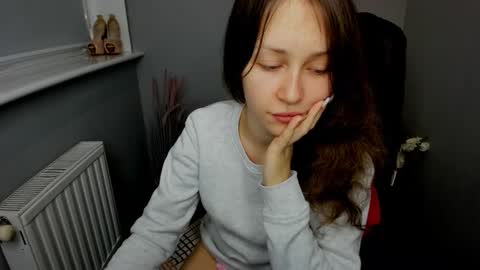 Snapshot of afinacutie chatting on 02/08/25, 11:22 Afina online show from 02/08/25, 11:22