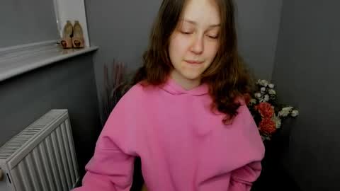 Snapshot of afinacutie chatting on 02/09/25, 08:11 Afina online show from 02/09/25, 08:11