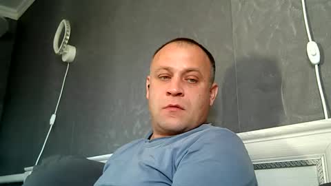 Sasha online show from 10/31/25, 07:09