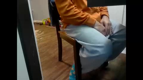 Snapshot of afr10221966 chatting on 10/03/25, 01:24 afr10221966 online show from 10/03/25, 01:24