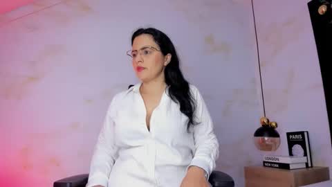 Snapshot of africa_holmes chatting on 02/08/26, 02:48 Africa online show from 02/08/26, 02:48