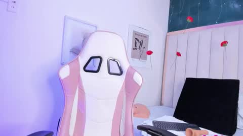 Snapshot of africa_holmes chatting on 03/10/26, 02:49 Africa online show from 03/10/26, 02:49