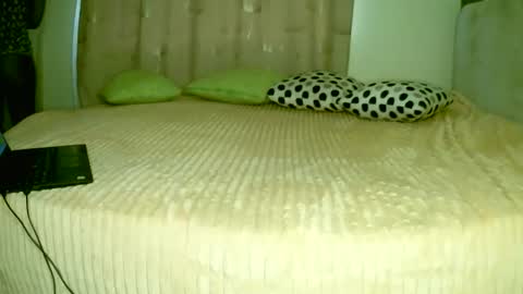 Snapshot of africacoco chatting on 04/23/26, 10:47 africacoco online show from 04/23/26, 10:47