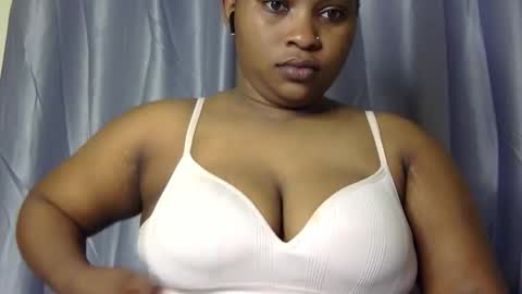 stella online show from 11/07/25, 03:56