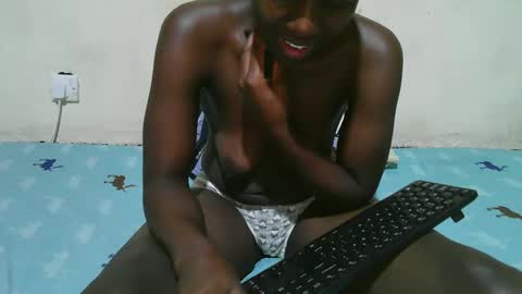 african_pussy2 online show from 03/07/25, 08:11