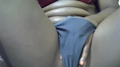 Snapshot of africanngirl chatting on 12/22/24, 07:44 africanngirl online show from 12/22/24, 07:44