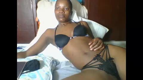 Snapshot of africanprincess24 chatting on 05/01/26, 03:00 PHOEBE online show from 05/01/26, 03:00