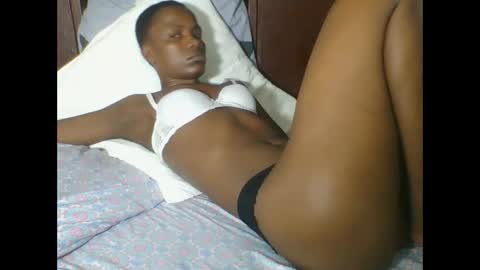 Snapshot of africanprincess24 chatting on 05/19/26, 07:31 PHOEBE online show from 05/19/26, 07:31