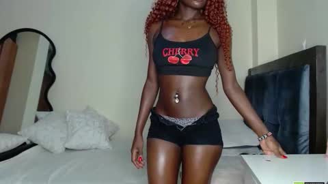 Snapshot of africas_booty842808 chatting on 03/27/26, 01:44 Mia online show from 03/27/26, 01:44