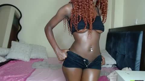 Snapshot of africas_booty842808 chatting on 04/08/26, 05:57 Mia online show from 04/08/26, 05:57