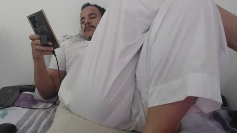 Snapshot of afroboy334698 chatting on 11/25/25, 03:39 afroboy334698 online show from 11/25/25, 03:39